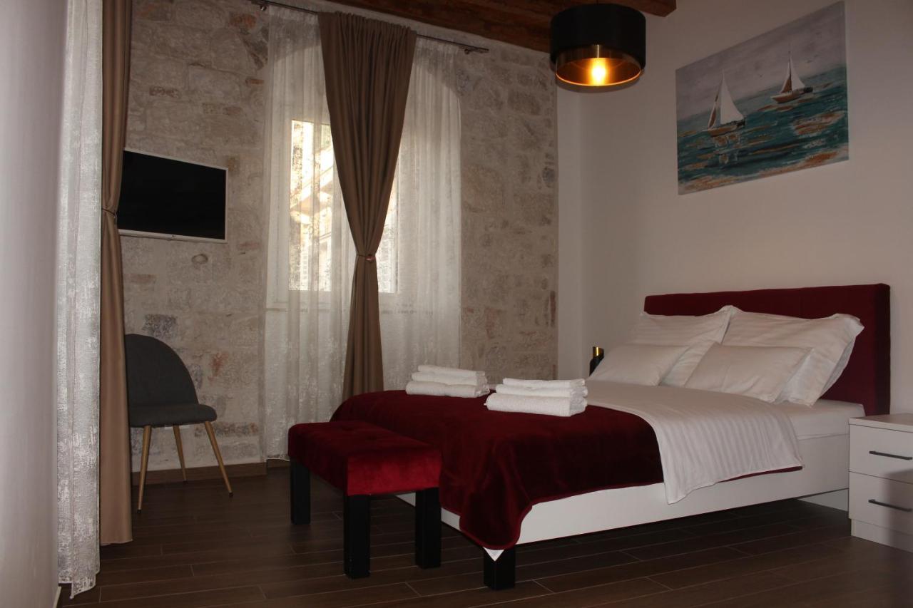 Luxury Rustic Chic 4* Split